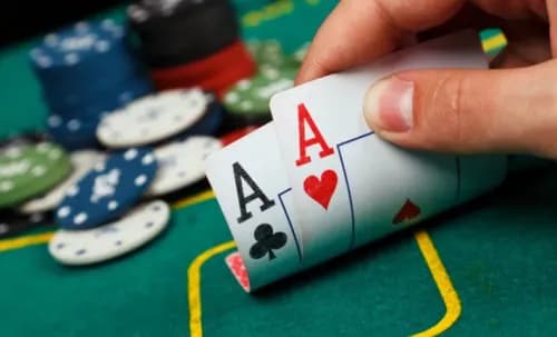Are Full Tilt Poker Bots an Option?